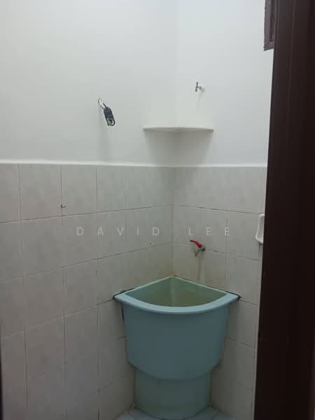 1-storey Terraced House for Rent in Taman Bayan (Bayan Lepas) - David Lee - Bathroom - PropertyGuru.com.my