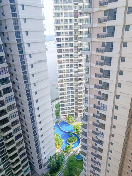 Condominium for Sale at Kings Bay @ Country Garden Danga Bay - Neilson Tan - Exterior - PropertyGuru.com.my