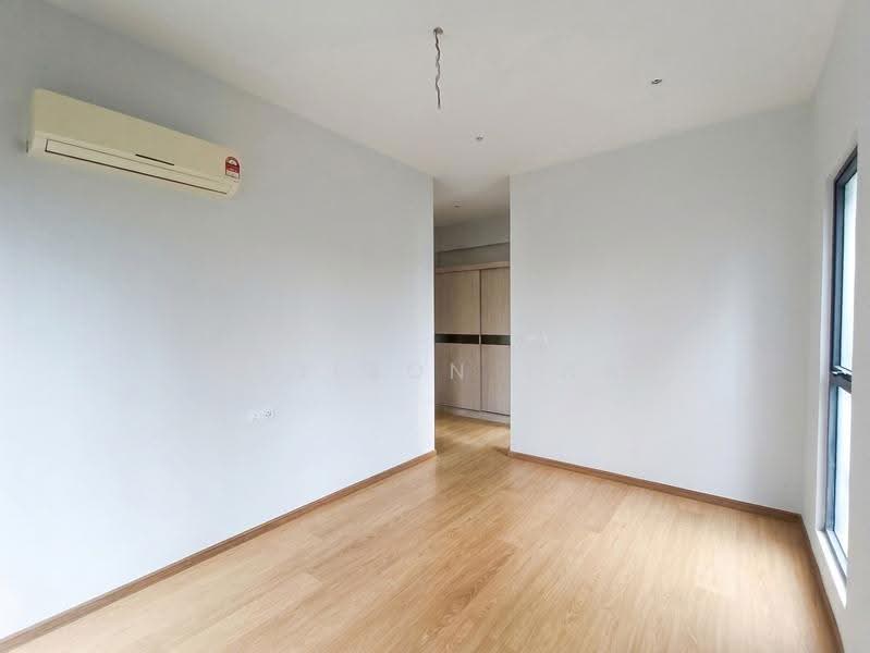 Condominium for Sale at Kings Bay @ Country Garden Danga Bay - Neilson Tan - Interior - PropertyGuru.com.my