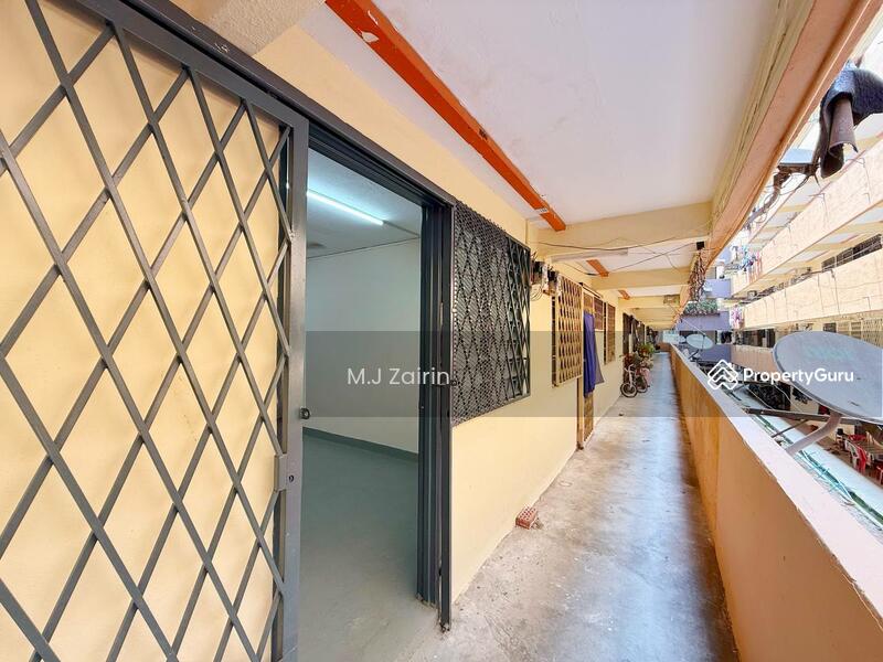 For Sale - Flat Pandan Indah 3/3