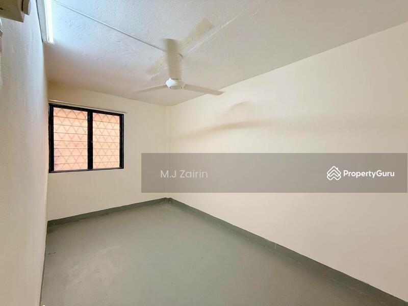 For Sale - Flat Pandan Indah 3/3