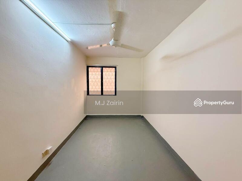 For Sale - Flat Pandan Indah 3/3
