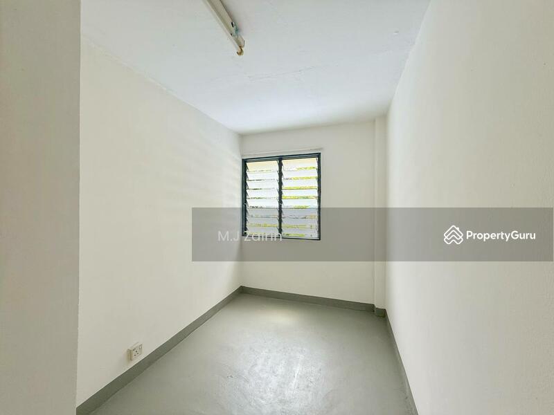 For Sale - Flat Pandan Indah 3/3