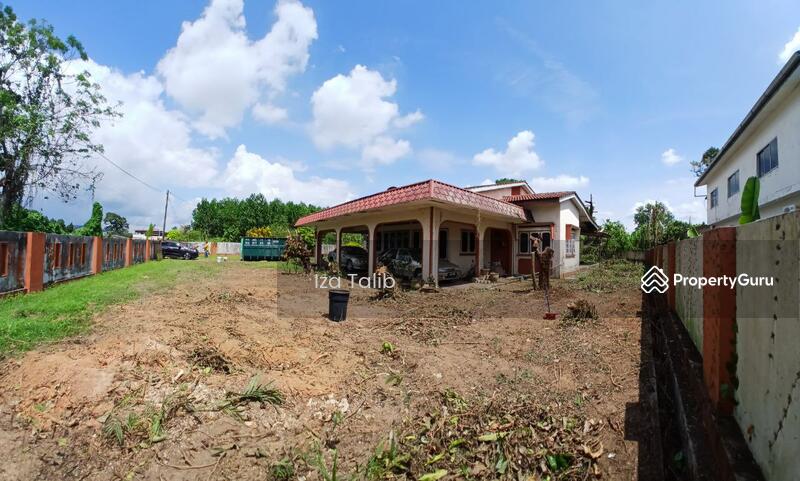 Untuk Dijual - RUMAH BANGLO DI TAMAN PEGAWAI KANAN KERAJAAN, TAIPING, PERAK