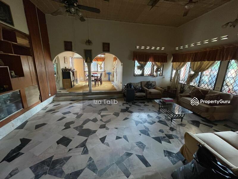 Untuk Dijual - RUMAH BANGLO DI TAMAN PEGAWAI KANAN KERAJAAN, TAIPING, PERAK