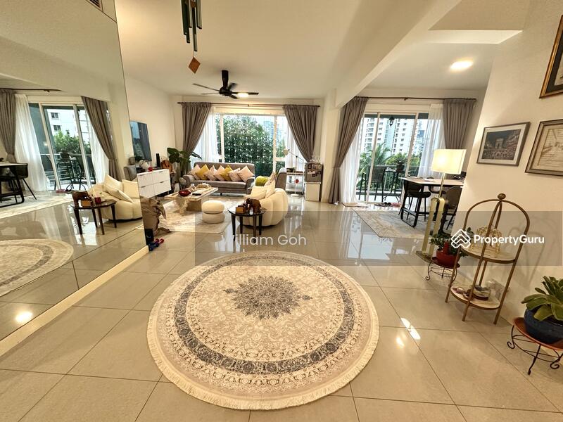Spacious living for home entertainment