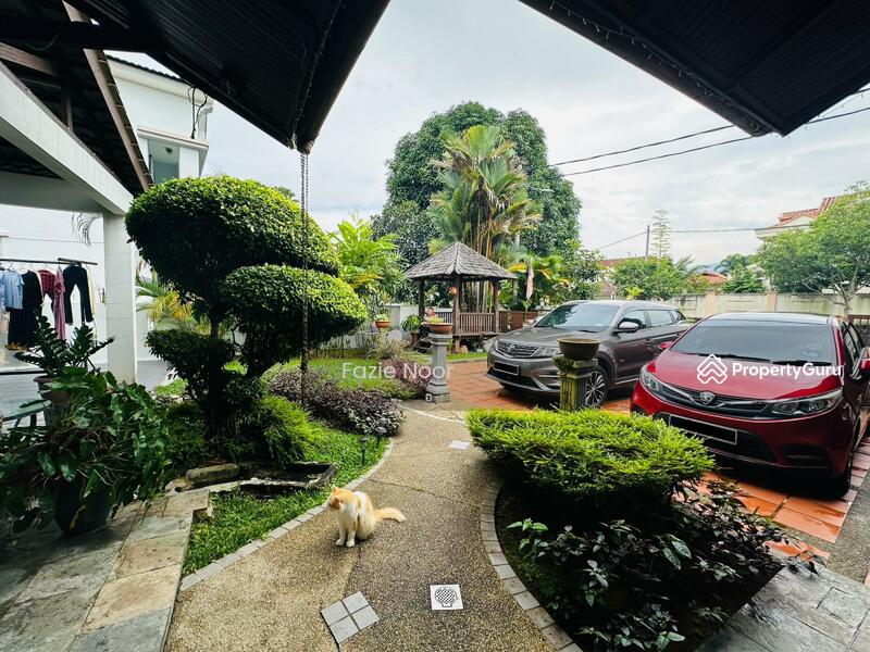 For Sale - Facing Open with Extra Land 2.5 Storey Taman Ukay Perdana Ampang Hulu Kelang