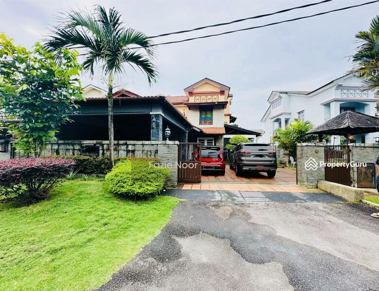 For Sale - Facing Open with Extra Land 2.5 Storey Taman Ukay Perdana Ampang Hulu Kelang