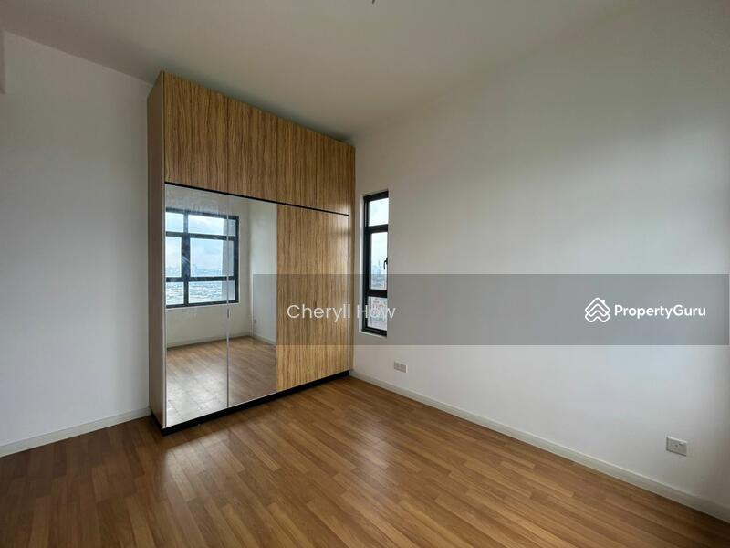 Lakeville Residence for sales