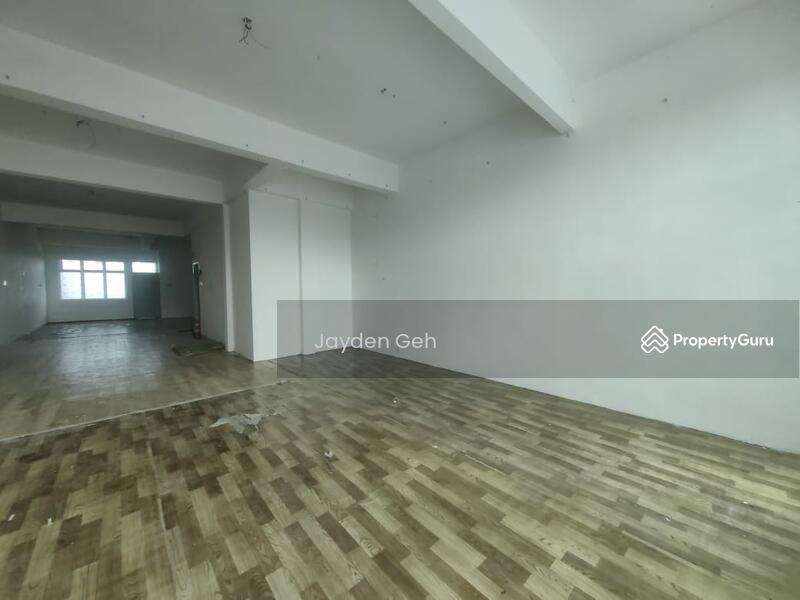 Untuk Disewa - Jalan Datuk Kumbar, Alor Setar