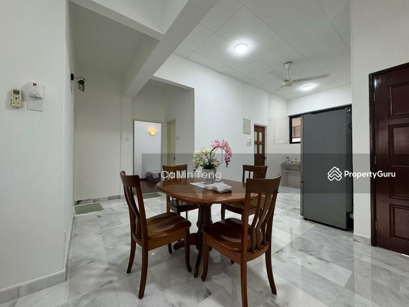 Untuk Disewa - Arratoon Court