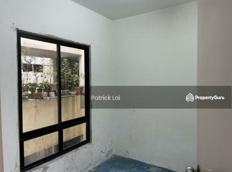 For Sale - Setia Indah Flat