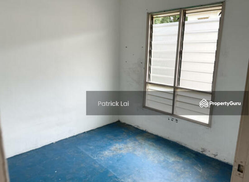 For Sale - Setia Indah Flat