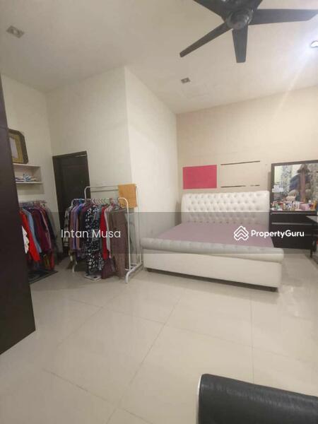 For Sale - Taman Bintang Pantai Remis