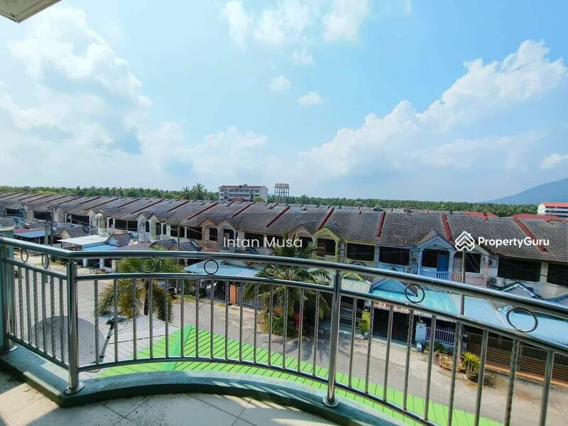 For Sale - Taman Bintang Pantai Remis