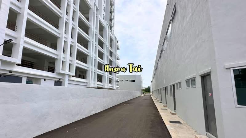 For Sale - 1 City Shoplot