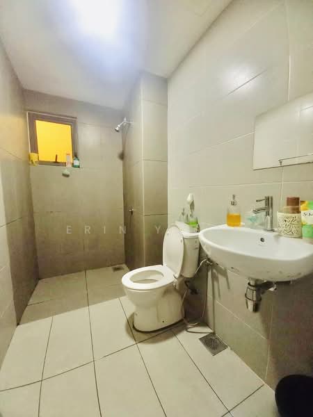 Servis Apartment untuk Dijual di Almyra Residences - Erin Yusof - Bathroom - PropertyGuru.com.my