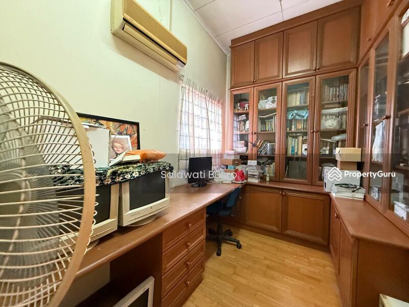 CORNER LOT Double Storey Jalan Kubah Bukit Jelutong Shah Alam untuk Untuk Dijual - RM 1,450,000, Mac 2026 - PropertyGuru.com.my