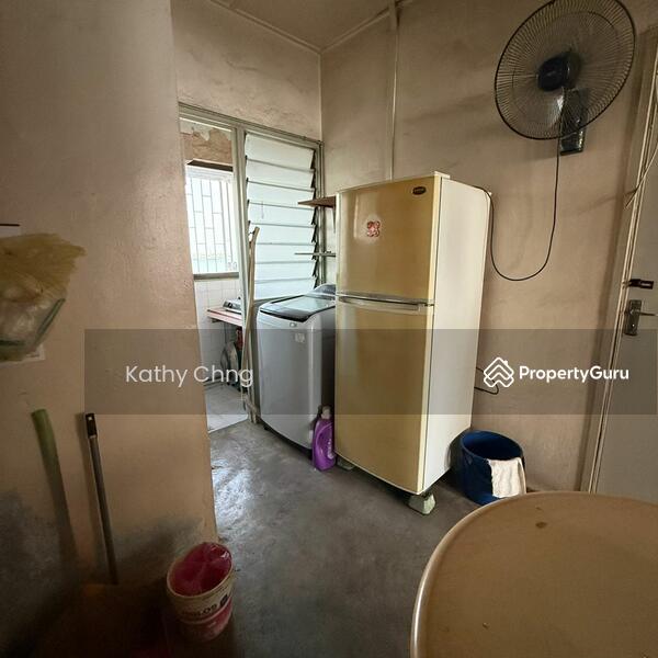 For Sale - Gat Lebuh Macallum
