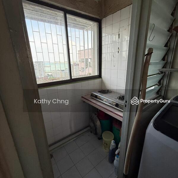 For Sale - Gat Lebuh Macallum