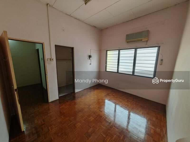 For Sale - Silibin below market value double storey house for rent