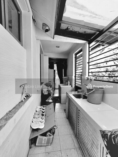 2-storey Terraced House for Sale in Bukit Jelutong (Shah Alam) - Abbie Lim - PropertyGuru.com.my