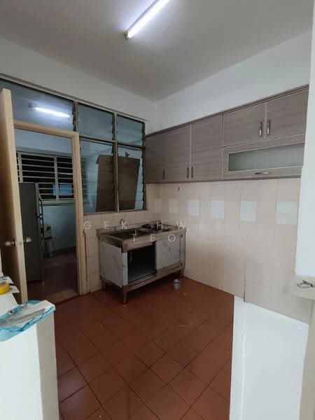 Service Residence for Sale at Rhythm Avenue - Gek Hwee Teo - Kitchen - PropertyGuru.com.my