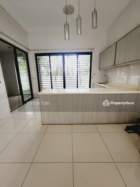 Rumah Teres 3 Tingkat untuk Dijual di Valencia (Sungai Buloh) - Vince Tan - PropertyGuru.com.my