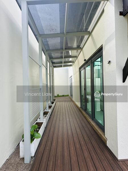 Side yard