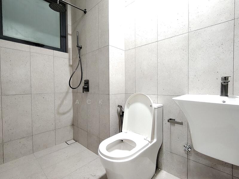 Condominium for Rent at EdgeWood Residences @ SkySanctuary - Hacken Gan - PropertyGuru.com.my