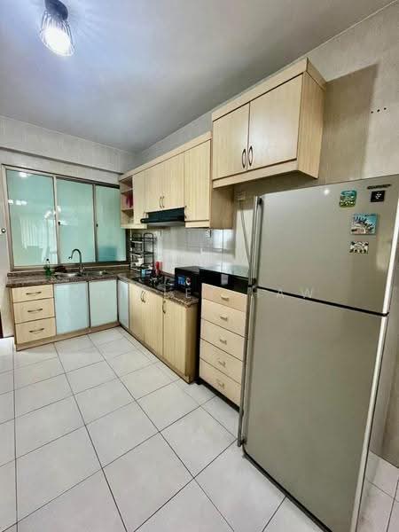 Kondominium untuk Disewa di Molek Pine 1 - Shirley Haw - Kitchen - PropertyGuru.com.my