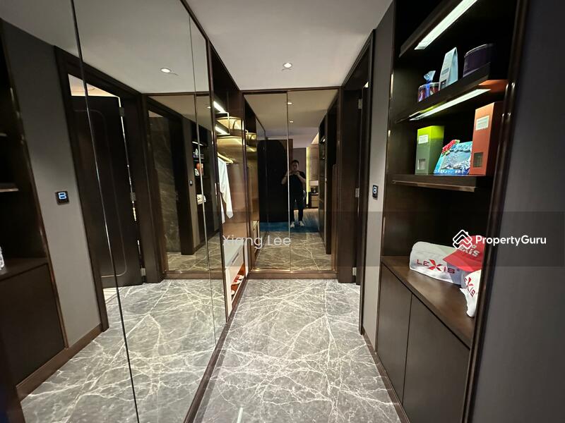 For Sale - royal lexis