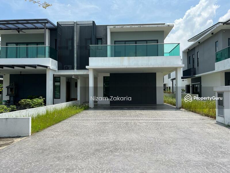 For Sale - 2-Storey Semi-D for Sale @ D’Island Residence, Puchong