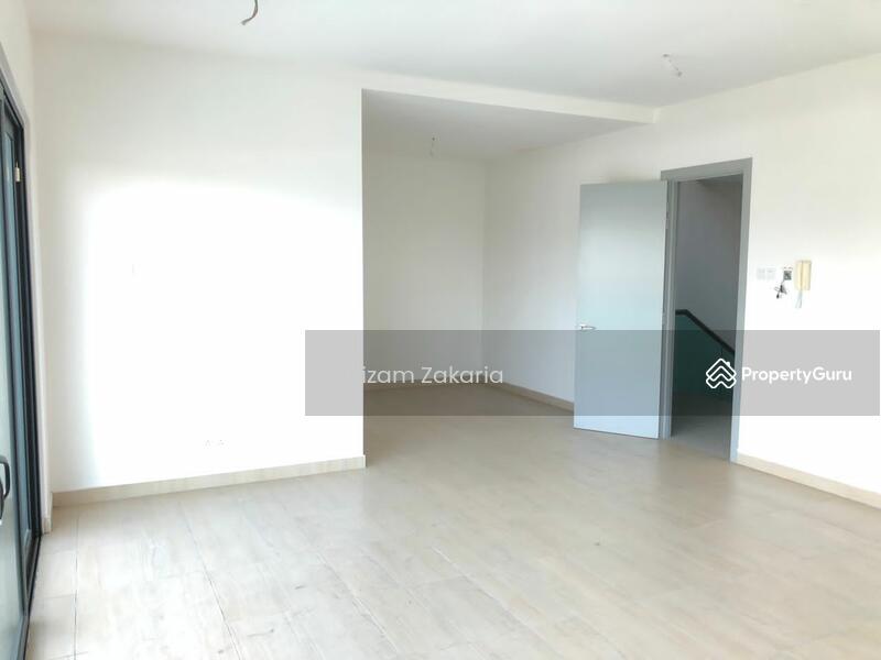 For Sale - 2-Storey Semi-D for Sale @ D’Island Residence, Puchong