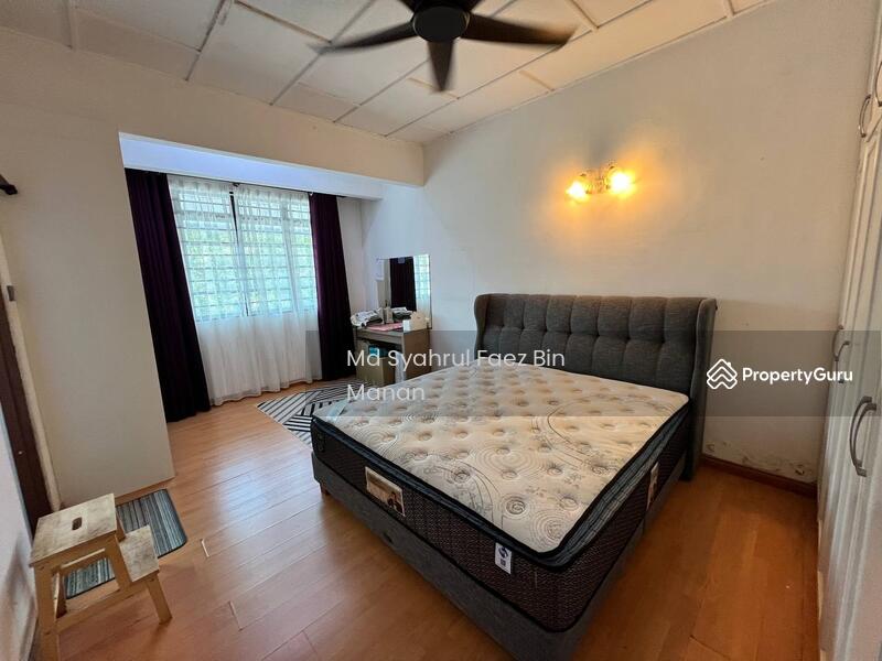 For Sale - Section 18