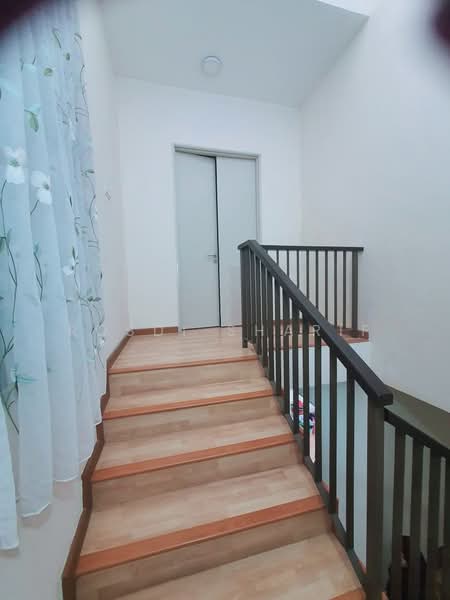 3-storey Terraced House for Sale in Taman Anggun (Rawang) - Rosdi Sharif - PropertyGuru.com.my