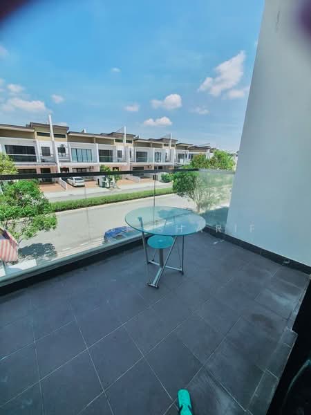 3-storey Terraced House for Sale in Taman Anggun (Rawang) - Rosdi Sharif - PropertyGuru.com.my