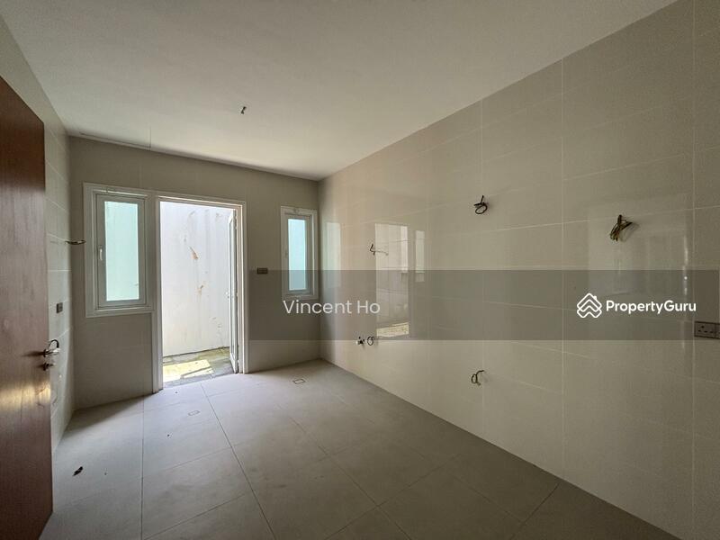 Emerald Bay @ Puteri Harbour untuk Untuk Dijual - RM 6,995,500, Apr 2026 - PropertyGuru.com.my