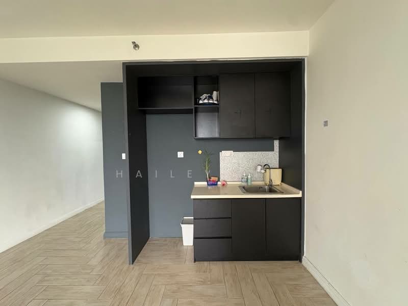 Condominium for Rent at Marriot International Hotel @ Empire City - Hailey Lim - Kitchen - PropertyGuru.com.my