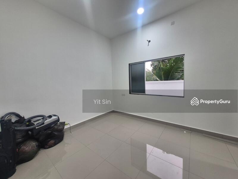 For Rent - Taman Kulai Besar
