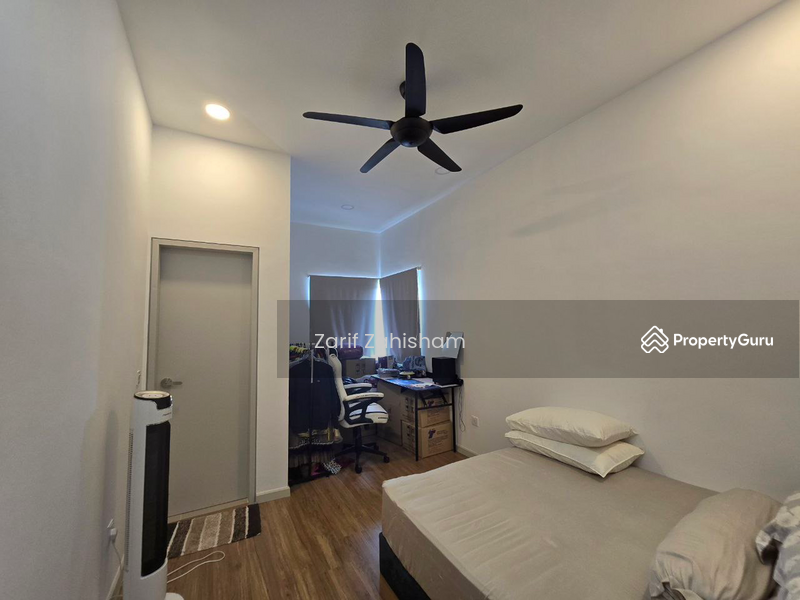 Untuk Dijual - Terrace house at Serene Heights