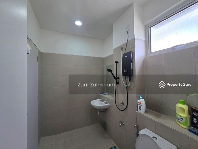 Untuk Dijual - Terrace house at Serene Heights