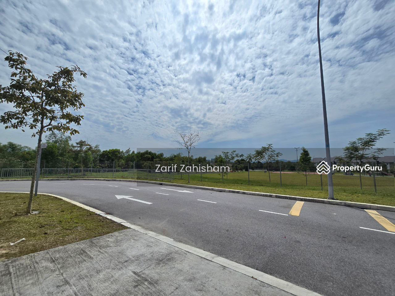 Untuk Dijual - Terrace house at Serene Heights