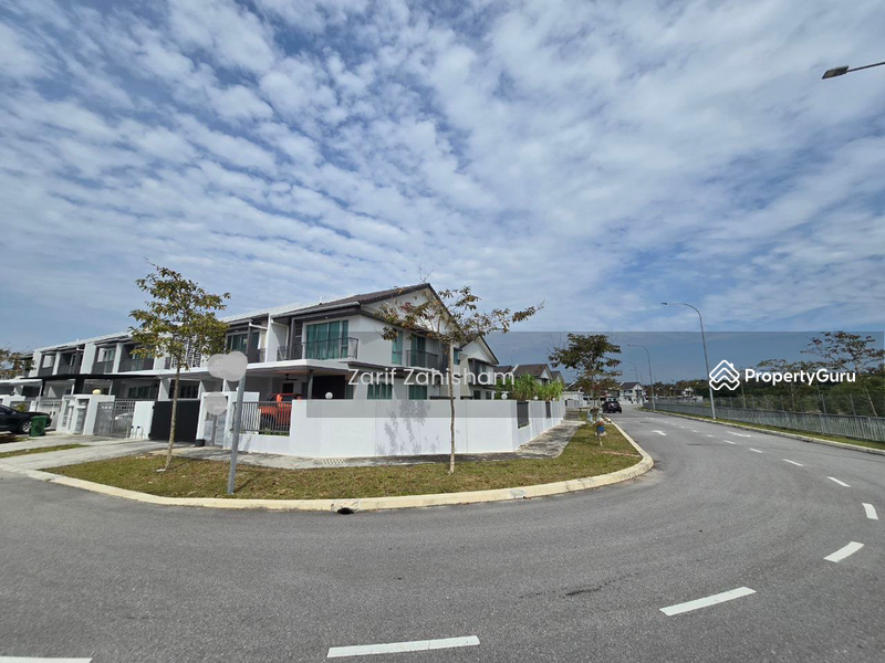 Untuk Dijual - Terrace house at Serene Heights