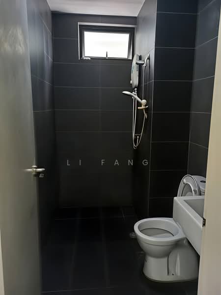 Kondominium untuk Dijual di Aspen Residences - Li Fang - Bathroom - PropertyGuru.com.my