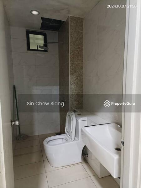 For Sale - D'Summit Residences