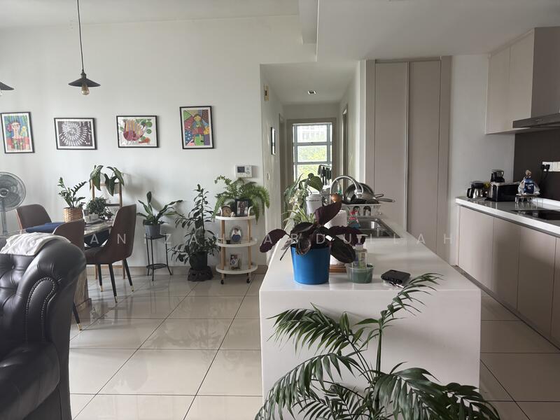 Service Residence for Sale at Suasana Bukit Ceylon / Raja Chulan Residences - Anizah Abdullah - PropertyGuru.com.my