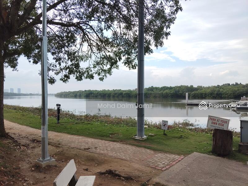 For Sale - Freehold (Open Title) DOUBLE-STOREY BUNGALOW AT GLENMARIE COVE, KLANG