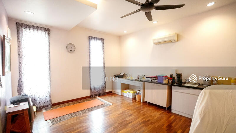 Untuk Dijual - FULLY RENOVATED JALIL SUTERA 2.5 Storey Terrace END-LOT 34x80 BUKIT JALIL KUALA LUMPUR