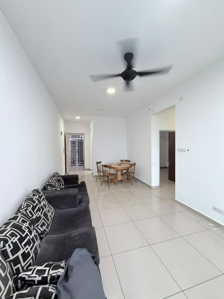 Service Residence for Sale at Seasons Amara Larkin - Alviss Tay - Living Room - PropertyGuru.com.my